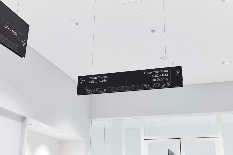 bewegwijzering op kantoor met duidelijke routing